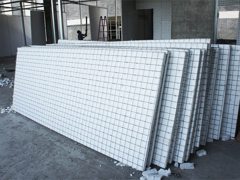 ���ְ���